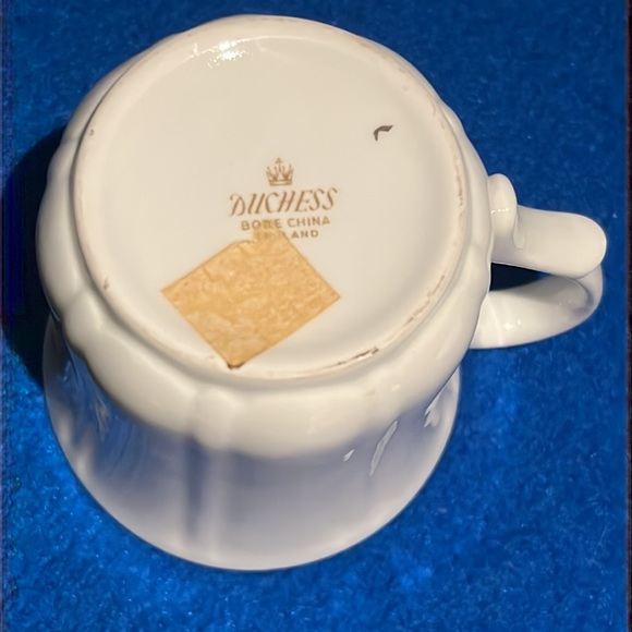 Poodle Mug Duchess Bone China, Made in England - Picture 8 of 10